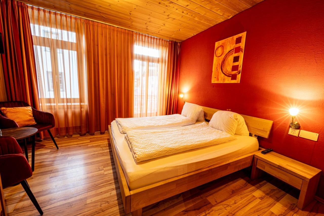 Curuna Hotel-Garni B&B Scuol Exterior photo