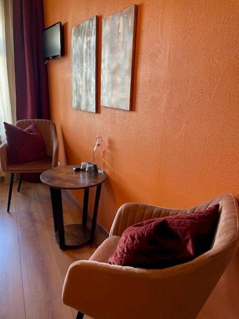 Curuna Hotel-Garni B&B Scuol Exterior photo